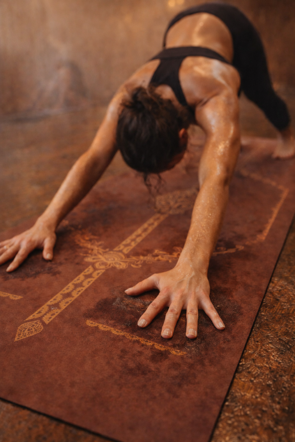 Hot Yoga Mat - Earthline Alignment | MIYRA®